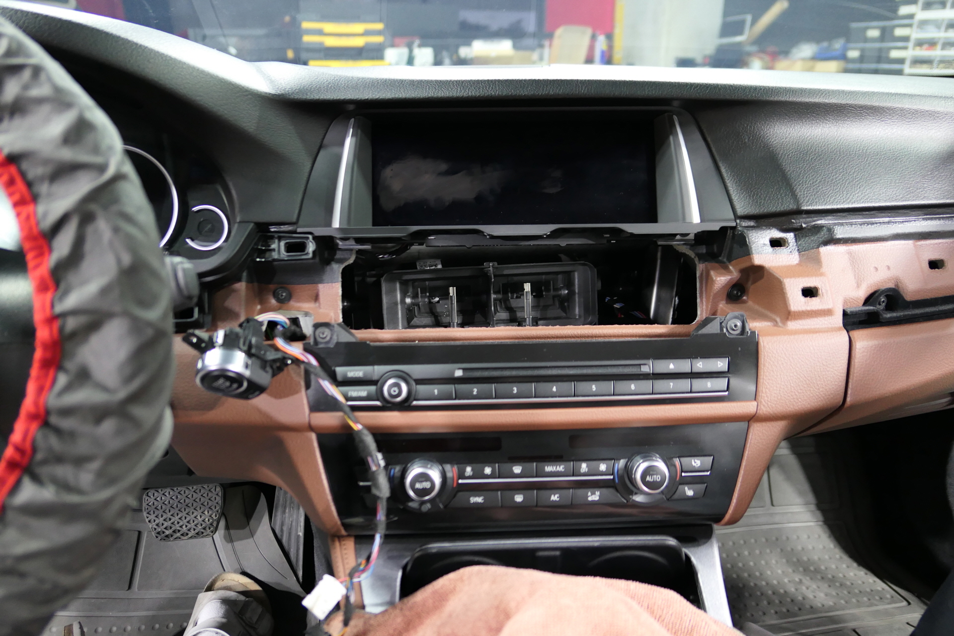 2015 BMW 520d Install