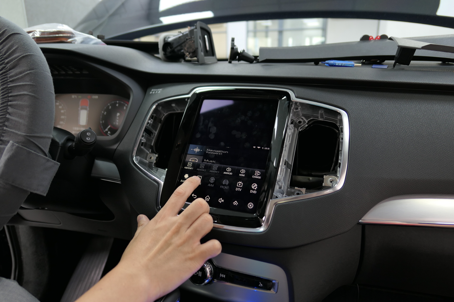 Android System for 2017 VOLVO V-Sensus "A-LINK"