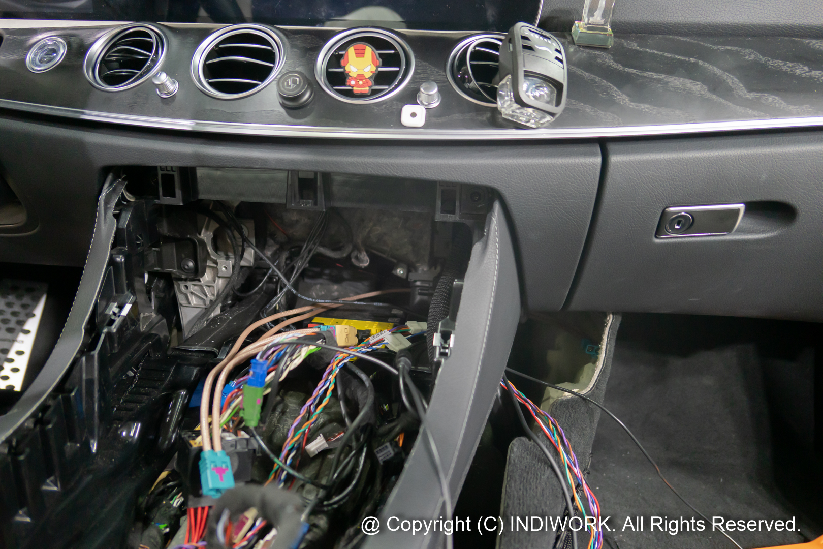 A-LINK HD for NTG55 on the W213 E-Class Install