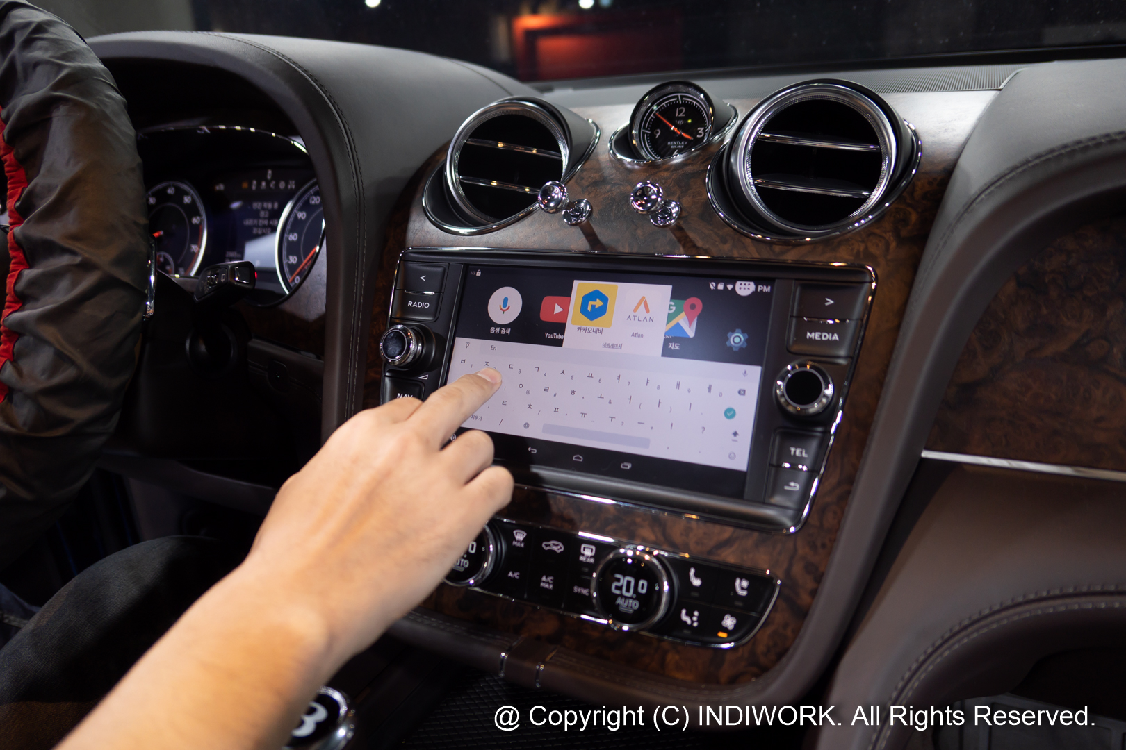 Android system for 2018 Bentley bentayga "M2C-100"