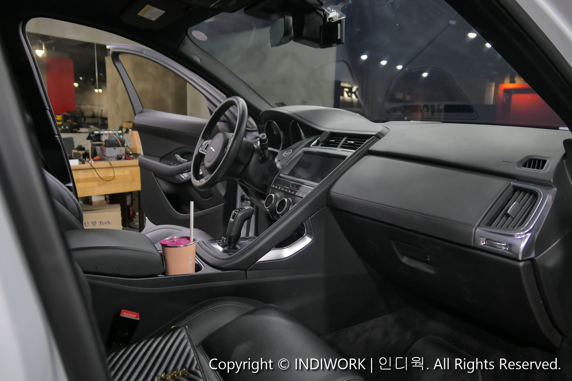 2018 Jaguar E-Face interior