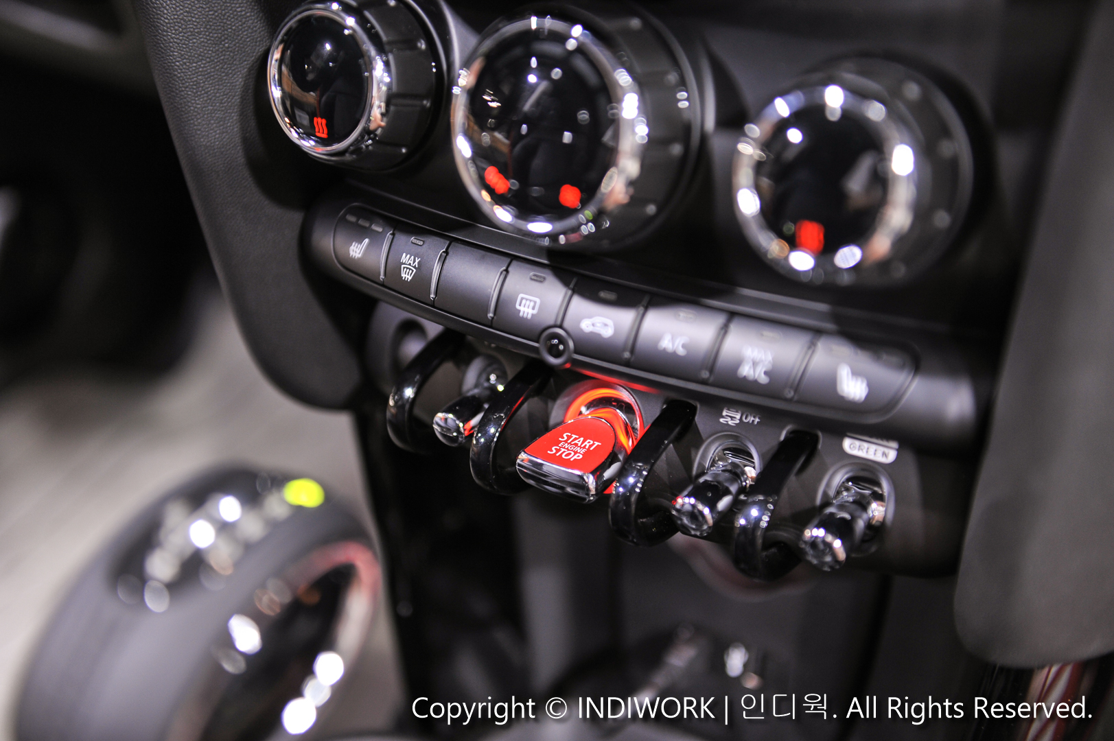 2019 MINI Cooper F56 interior