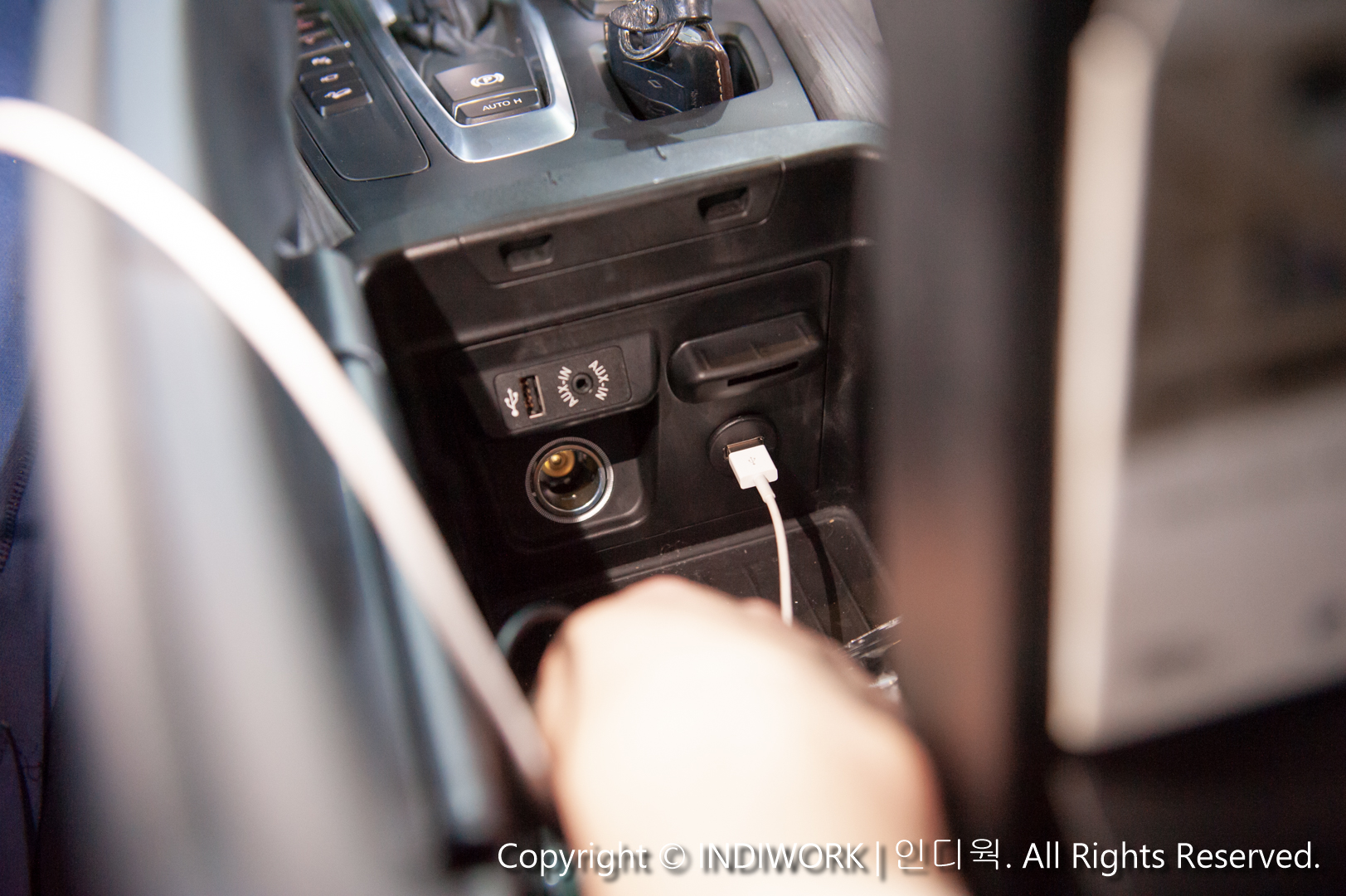 Apple Carplay,USB port for 2015_BMW_F15 "SCB-NBT"