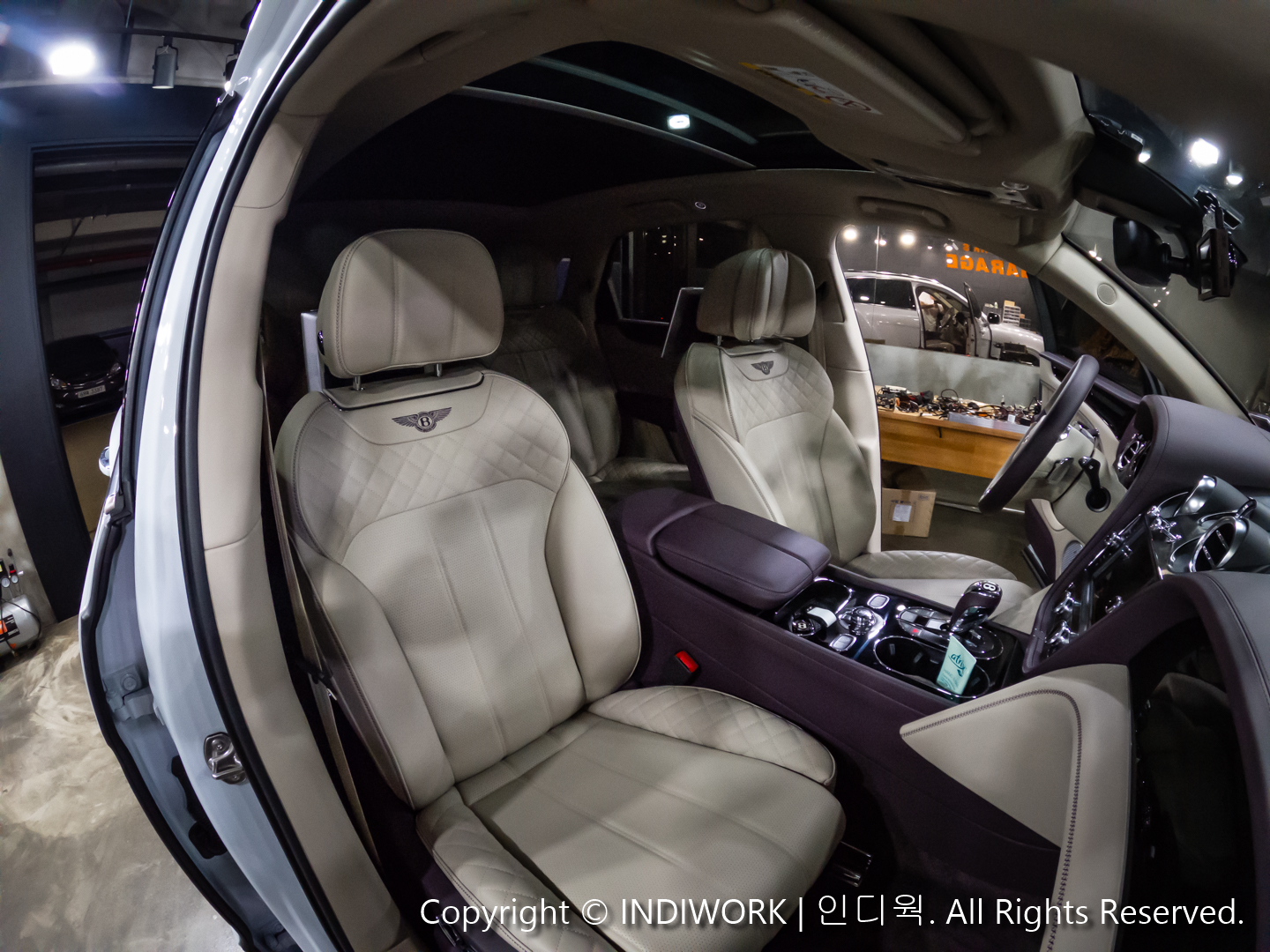 2019 Bentley bentayga Interior