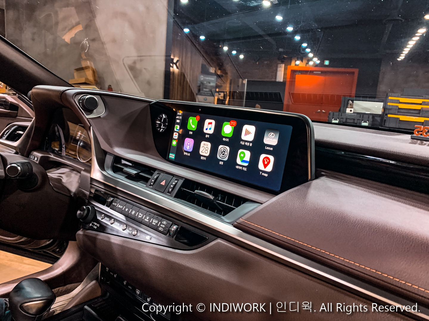 Apple Carplay for 2018 Lexus ES300h(XV60) "SCB-LX"