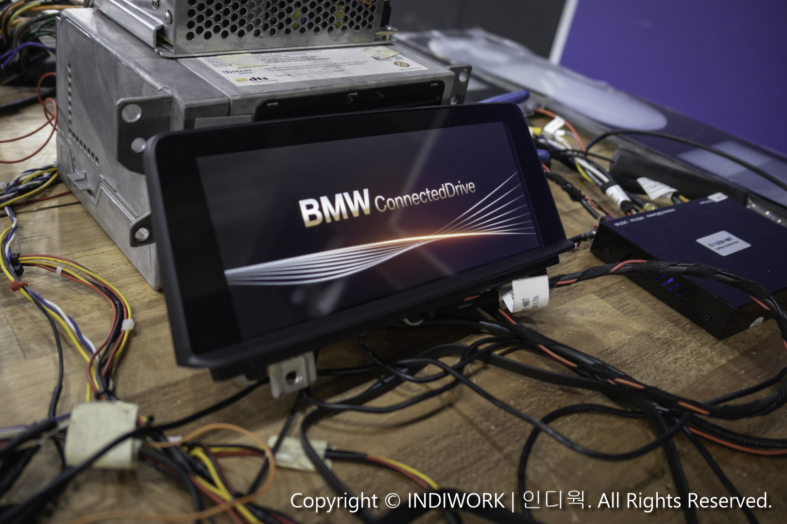 Repair to Broken Screen 2012 BMW F30