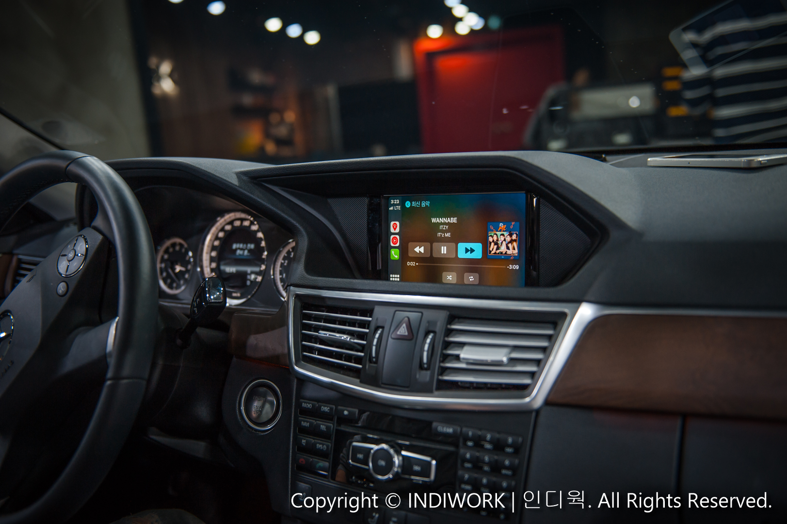 Apple CarPlay,Music play for 2014 Mercedes E-Class E300 W212 "SCB-NTG4.5"