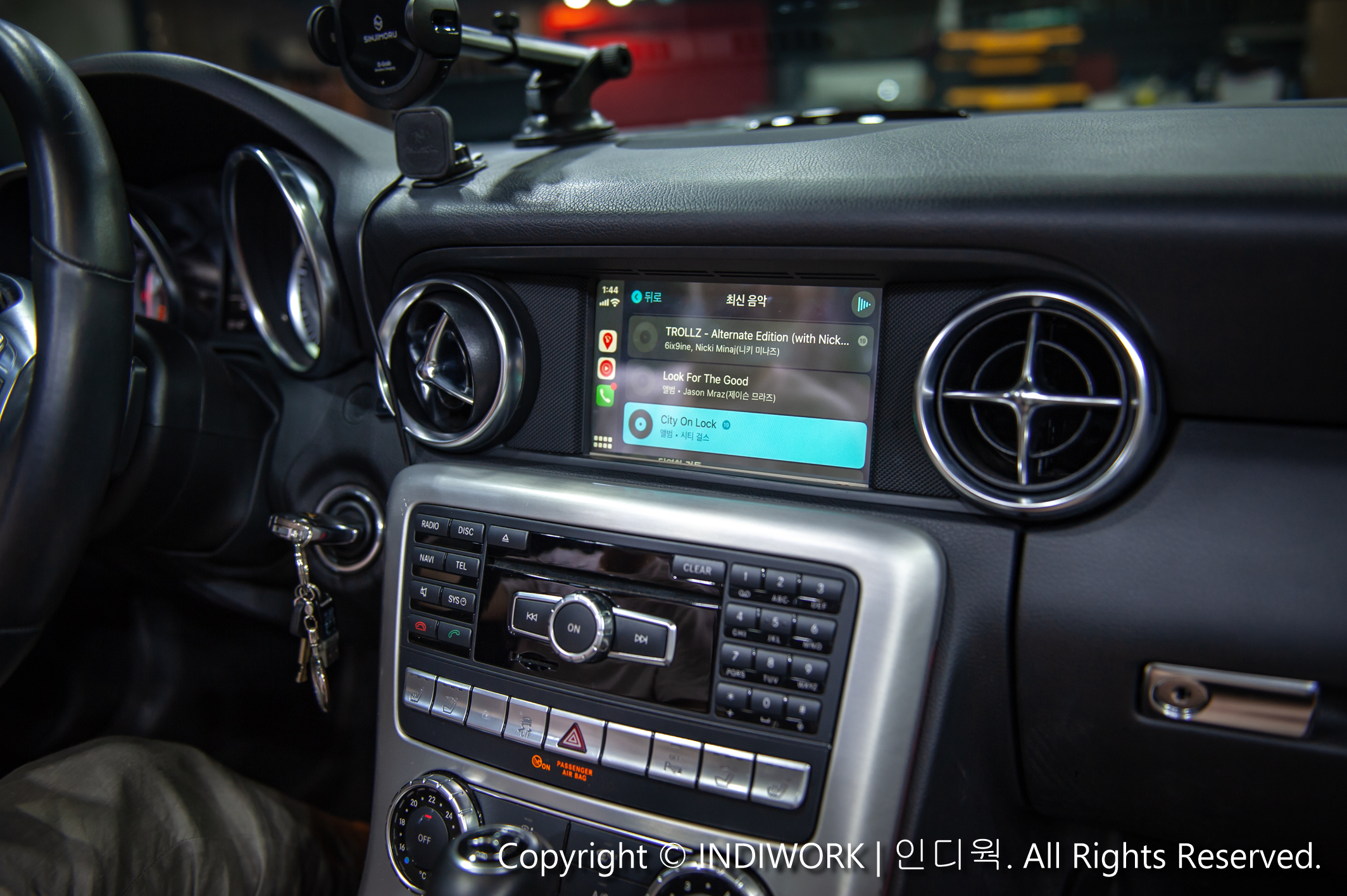 Apple CarPlay,Music play for Mercedes 2012 SLK-Class R172 "SCB-NTG4.5"