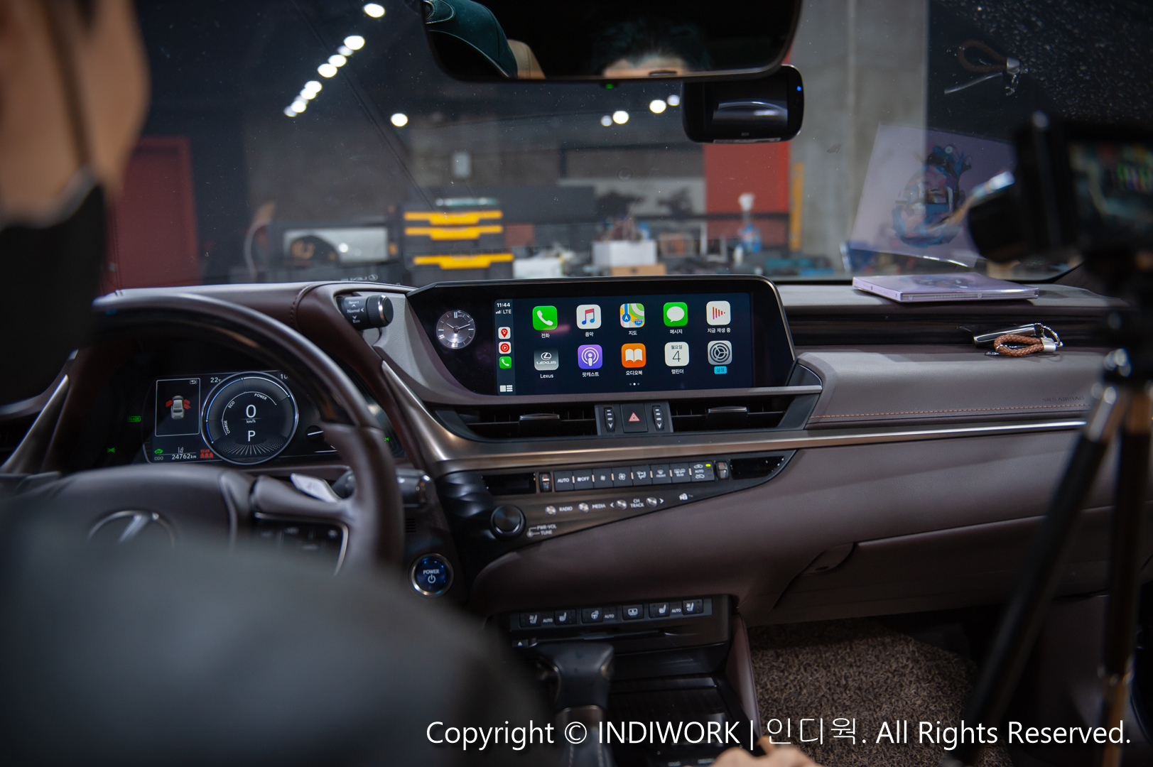 Apple Carplay for 2018 Lexus ES300h(XV60) "SCB-LX"