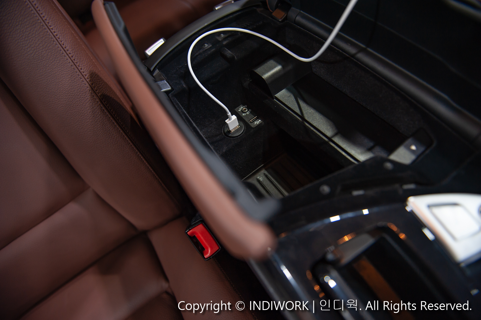 Apple Carplay,USB port for 2016 BMW F10 520D "SCB-NBT"