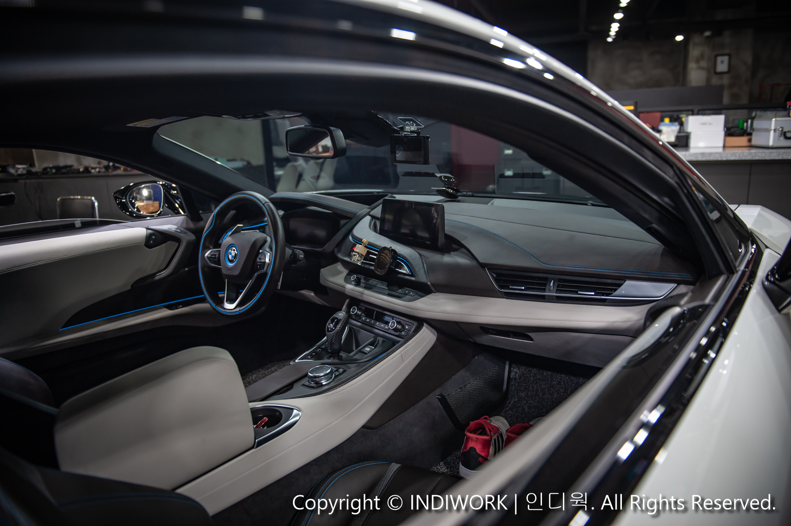 2016 BMW i8 Interior