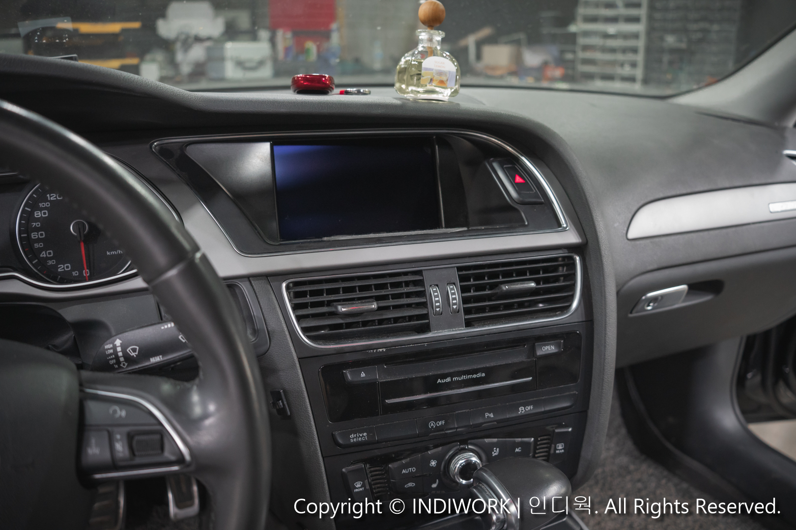 2012 Audi A4 3G MMI Interior