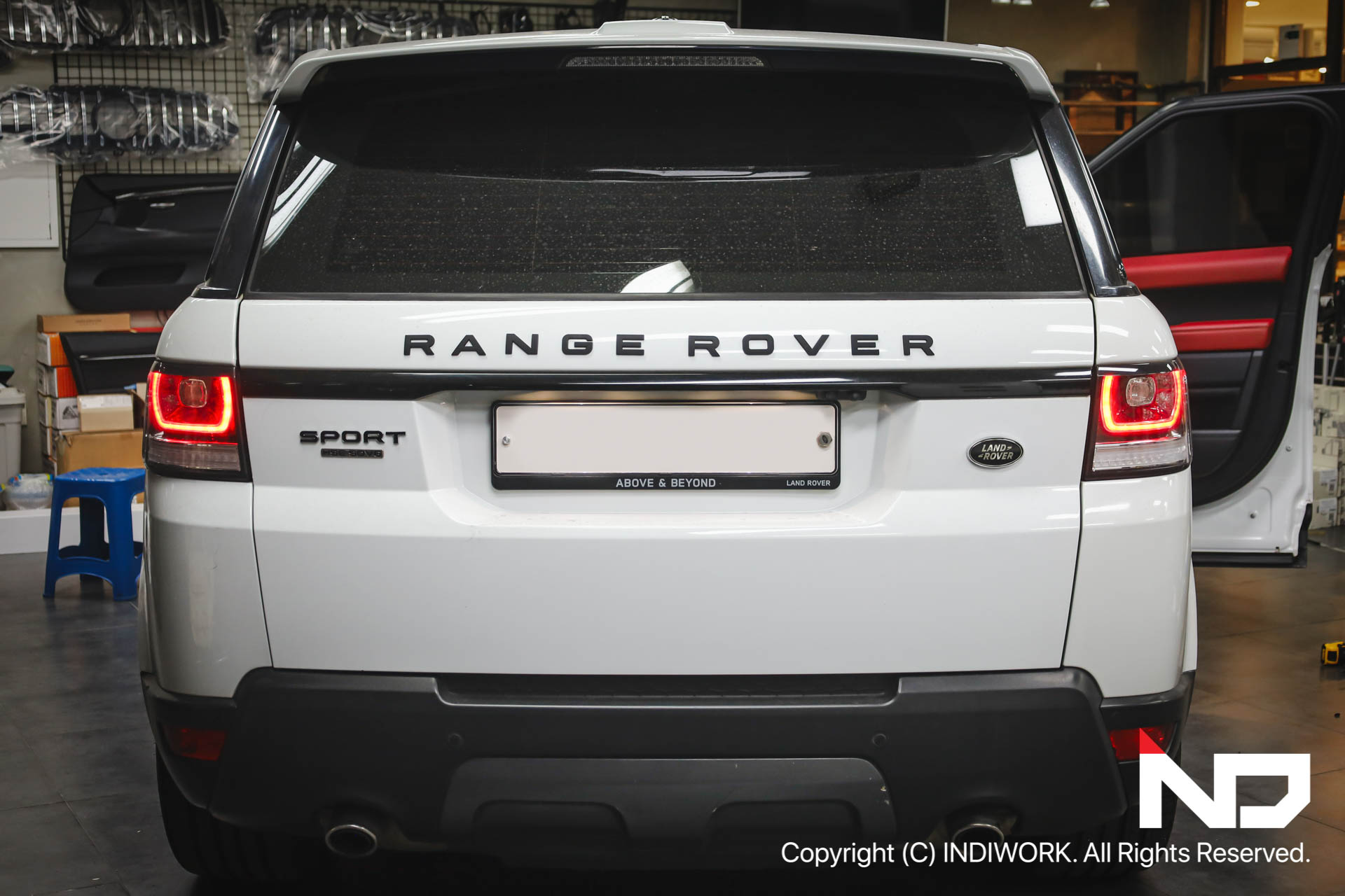 2016 Range Rover Sports exterior