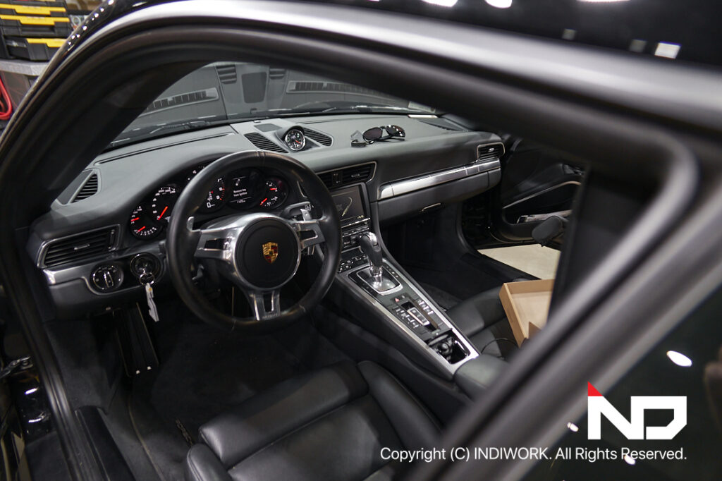 2015 porsche 911 interior